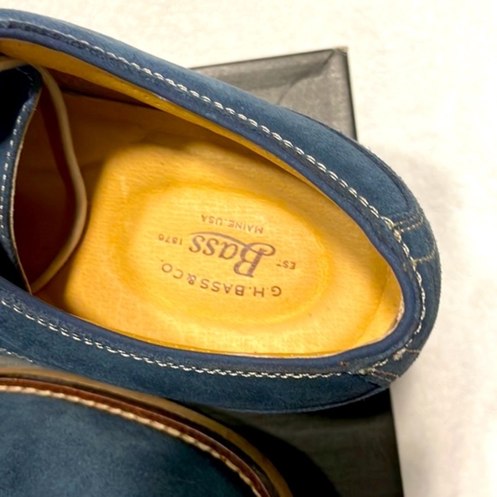 SOLD!!! G.H. Bass & Co. Genuine Suede Blue Oxford Shoes. Size 9M - Picture 3 of 8